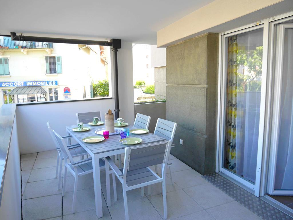 Le Janua - Accort Apartment Annecy Bagian luar foto