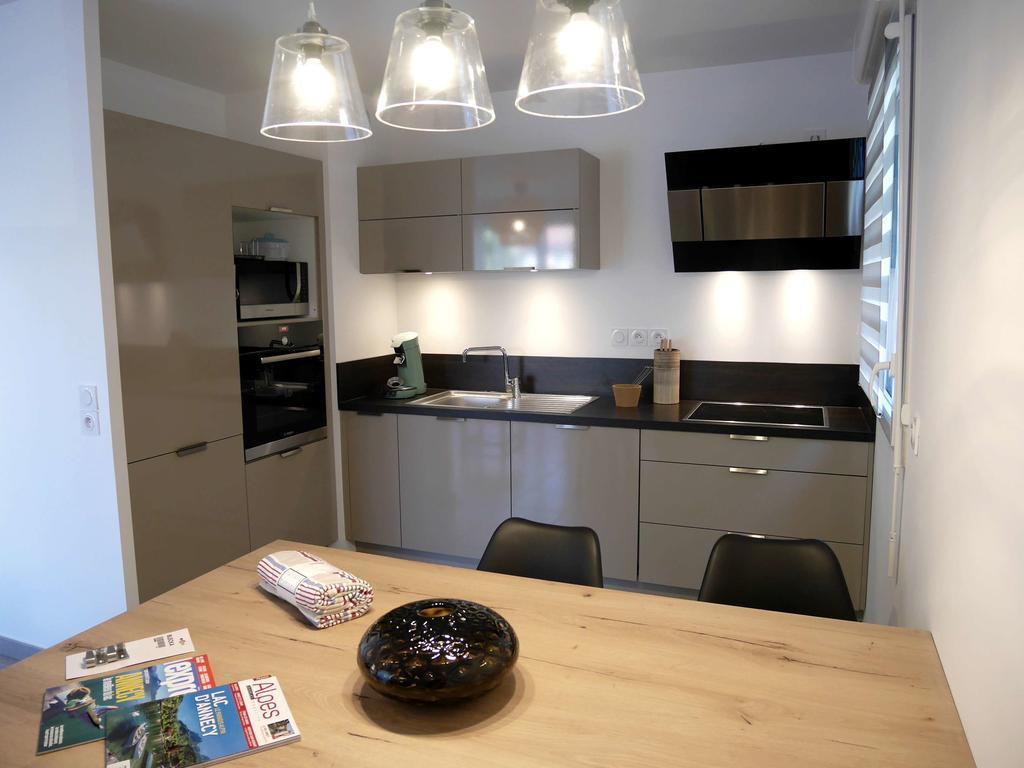 Le Janua - Accort Apartment Annecy Bagian luar foto