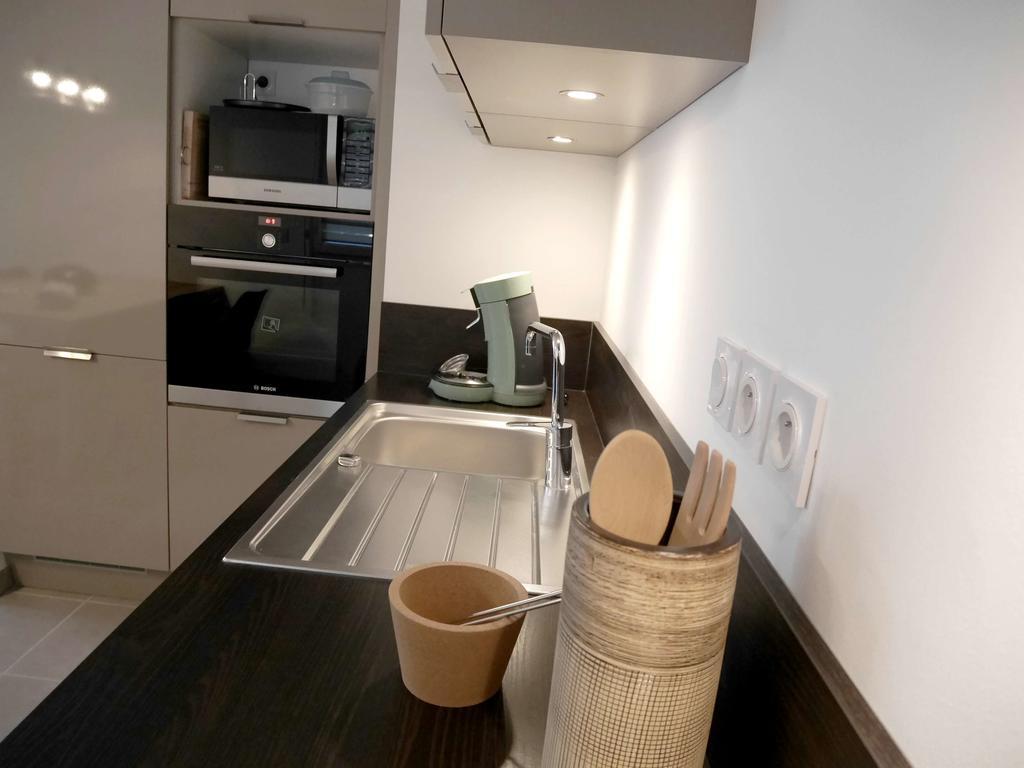 Le Janua - Accort Apartment Annecy Bagian luar foto